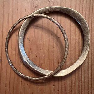 Hammered gold bangle bracelets